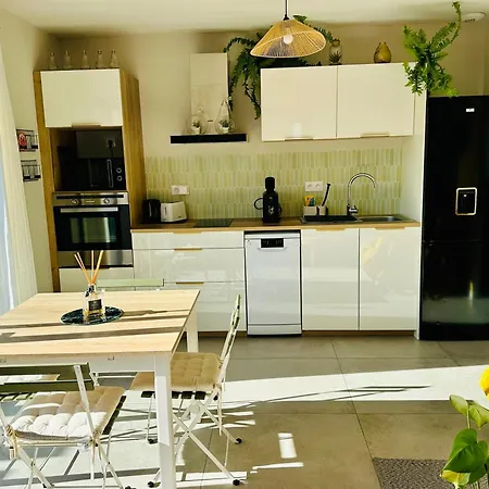 Maison, Privative, Lumineuse, Surequipee Terrasse Et Parking * Saint-Victor-la-Coste