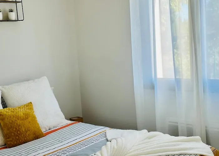 Maison, Privative, Lumineuse, Surequipee Terrasse Et Parking Apartment